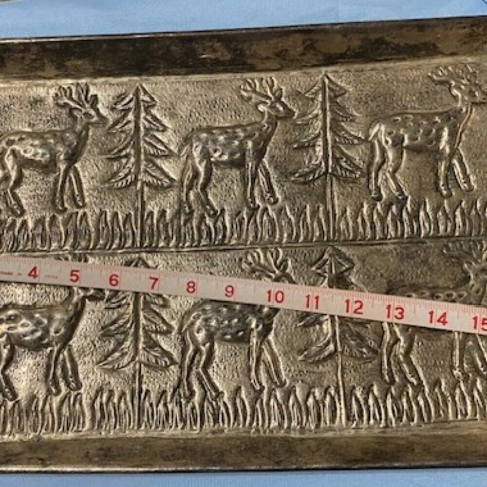 Vintage-style Silver Plate Tray Deer & Evergreen Trees Embossed Repousse - Picture 7 of 8